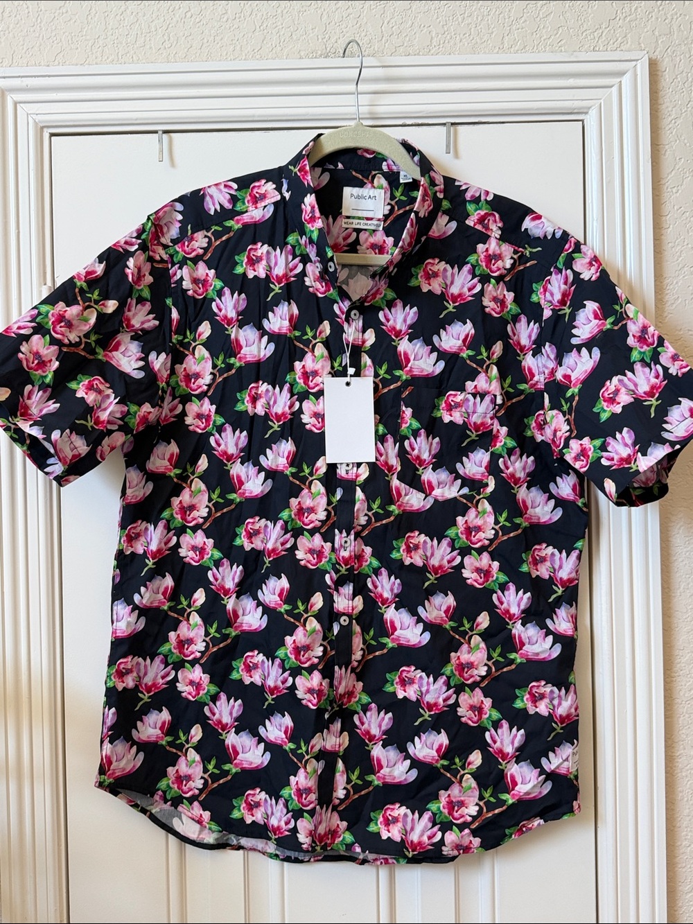 Public Art Men’s XL Floral Print Button Down Short Sleeve Shirt Black/dark navy